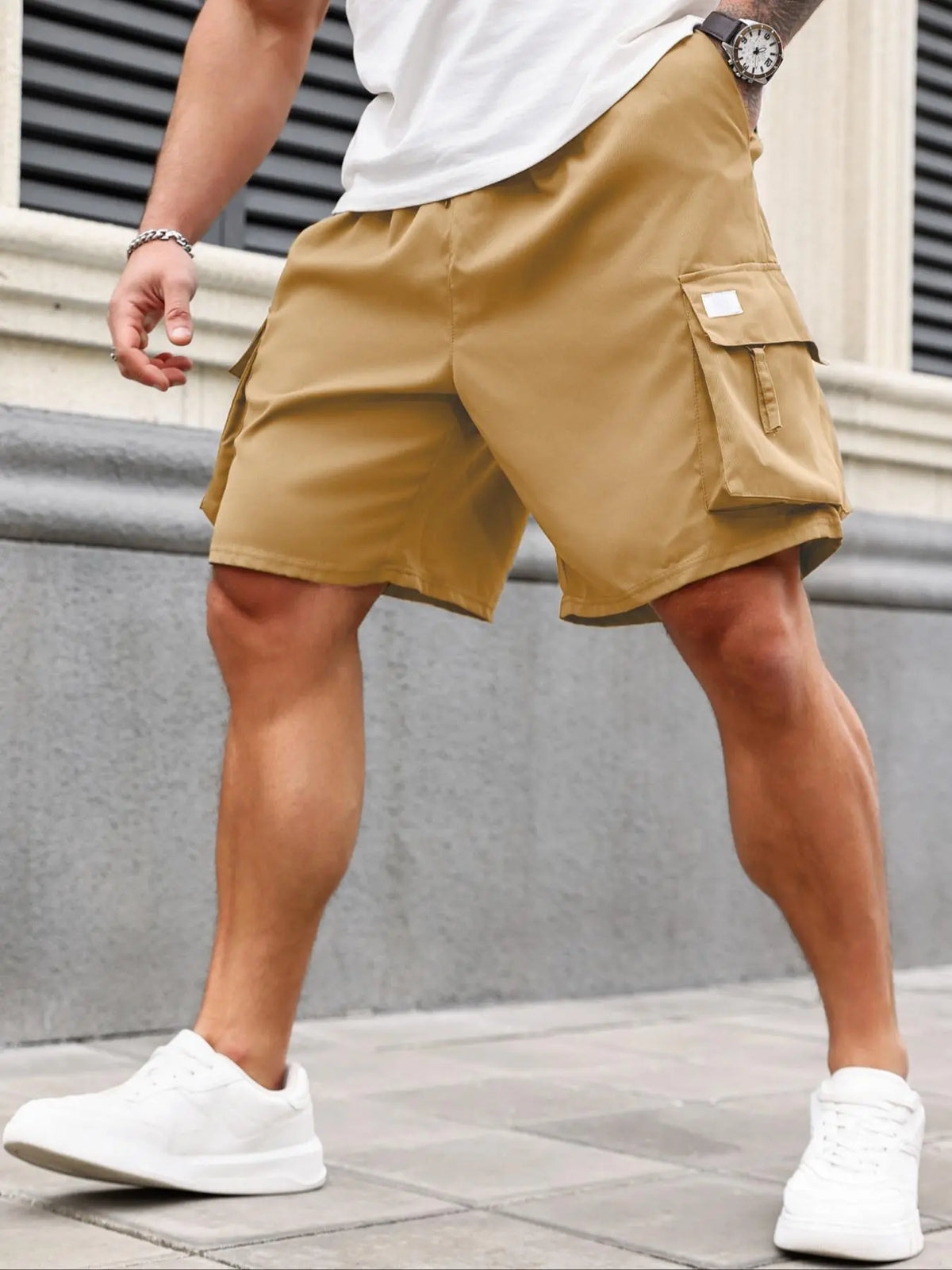 Men's Plus-Size Solid Flap-Pocket Cargo Shorts with Elastic Waist, Casual Fitted Shorts for Daily Outdoor Wear, Casual Streetwear Shorts for All Seasons, Men's Bottoms