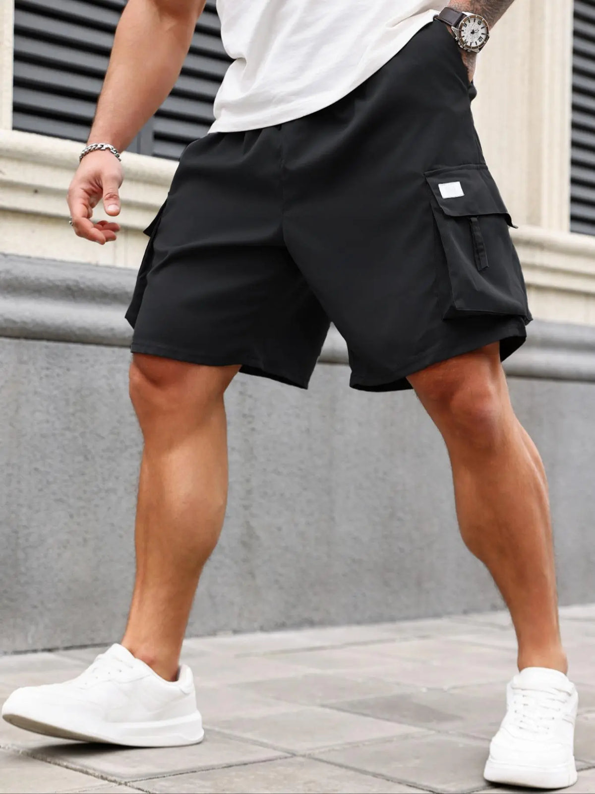 Men's Plus-Size Solid Flap-Pocket Cargo Shorts with Elastic Waist, Casual Fitted Shorts for Daily Outdoor Wear, Casual Streetwear Shorts for All Seasons, Men's Bottoms