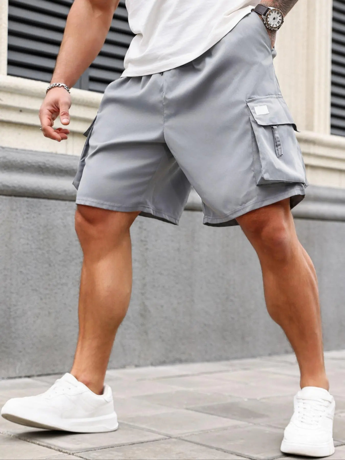Men's Plus-Size Solid Flap-Pocket Cargo Shorts with Elastic Waist, Casual Fitted Shorts for Daily Outdoor Wear, Casual Streetwear Shorts for All Seasons, Men's Bottoms