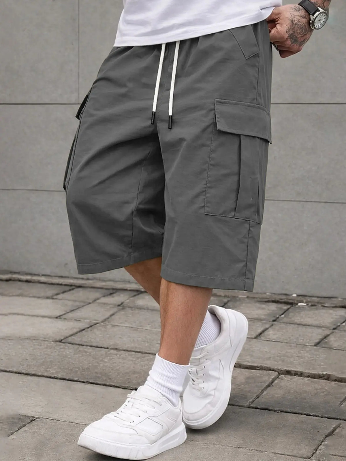 Men's 3/4 Length Work Shorts, Casual Seven-Quarter Pants, Multiple Pockets Design, Comfortable Summer Wear, Menswear, Suitable for Outdoor Activities and Daily Use