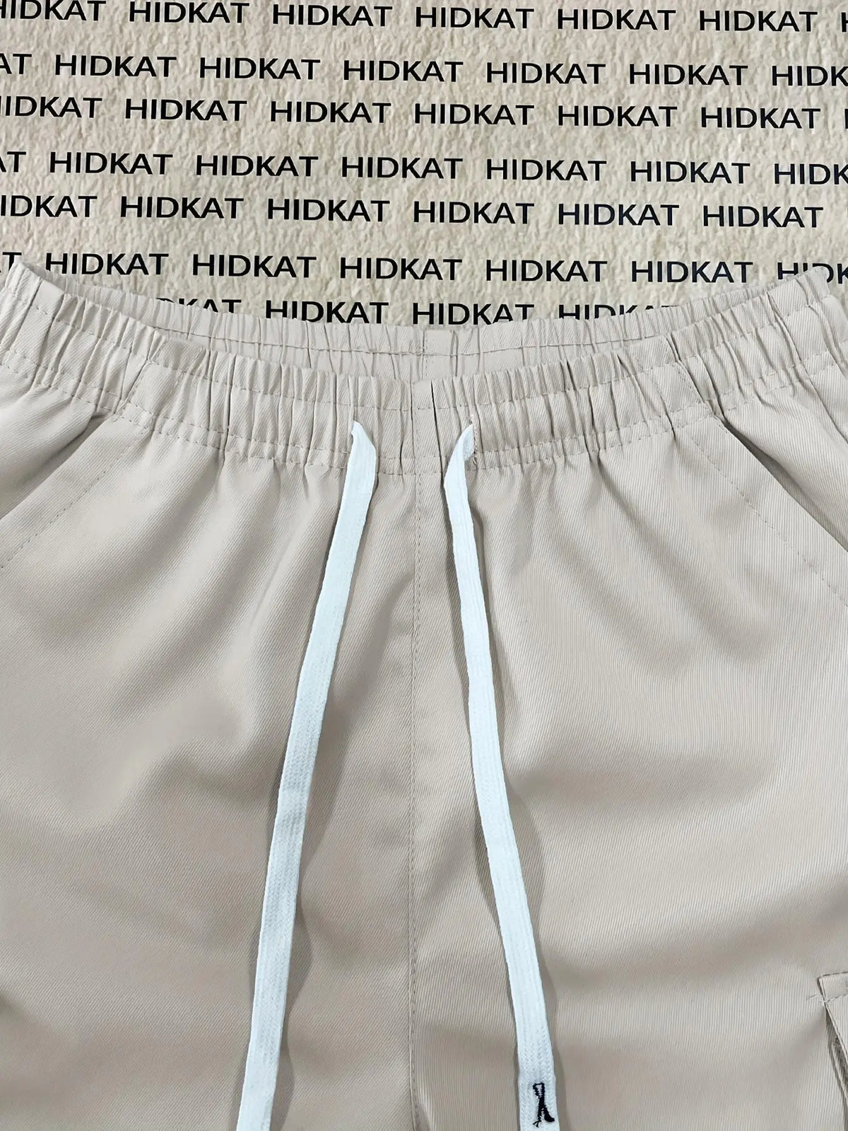 Men's plus size summer work pants elastic drawstring waist circumference, multiple pockets and letter patches, regular mid waist non elastic fabric, opaque, suitable for daily and casual wear, Father's Day gift casual pants for summer